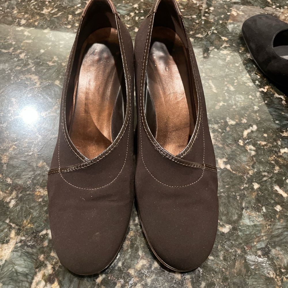 Elegant Brown Women's Shoes